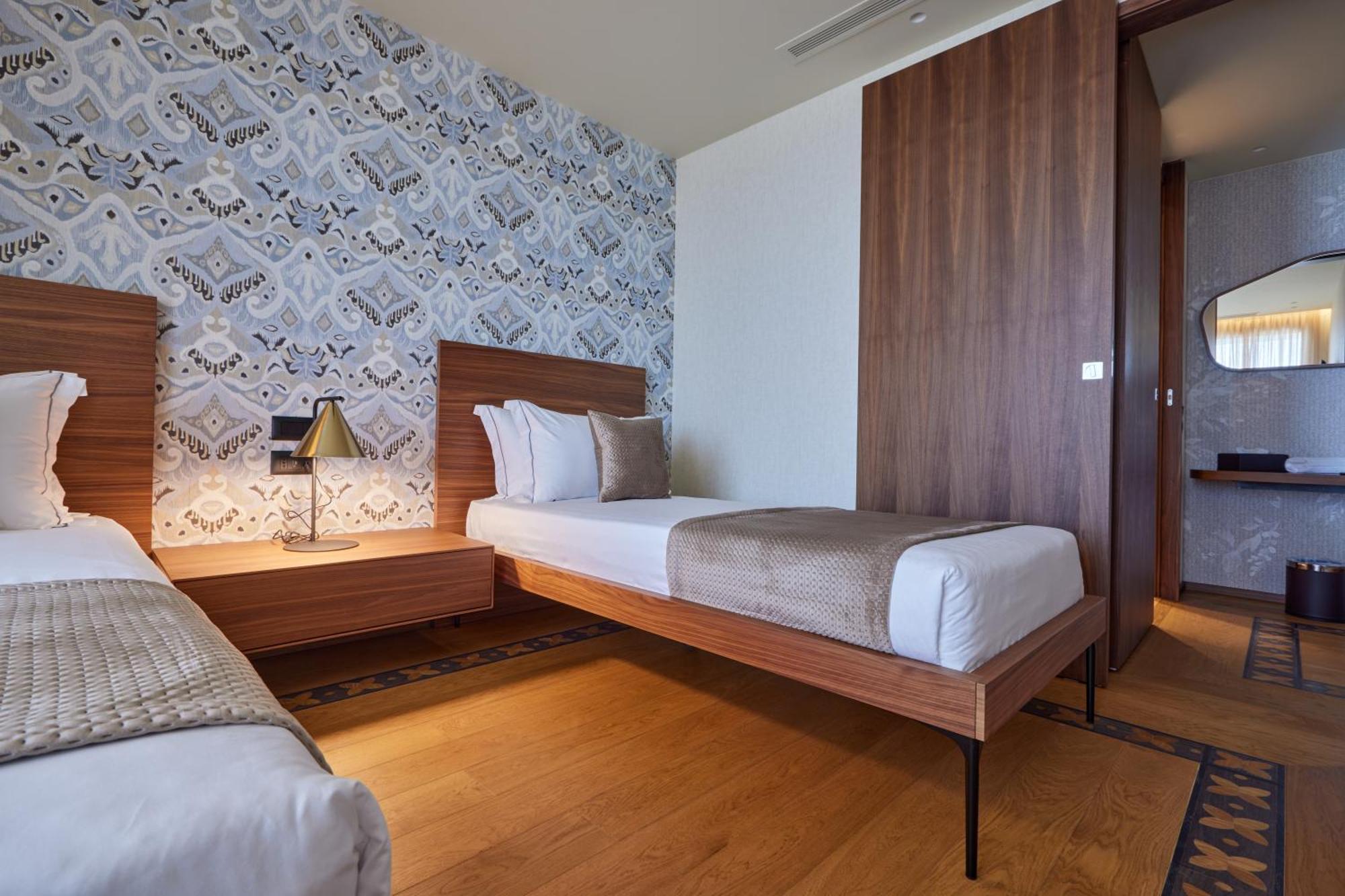 Valis Luxury Hotel Vlore Exterior photo