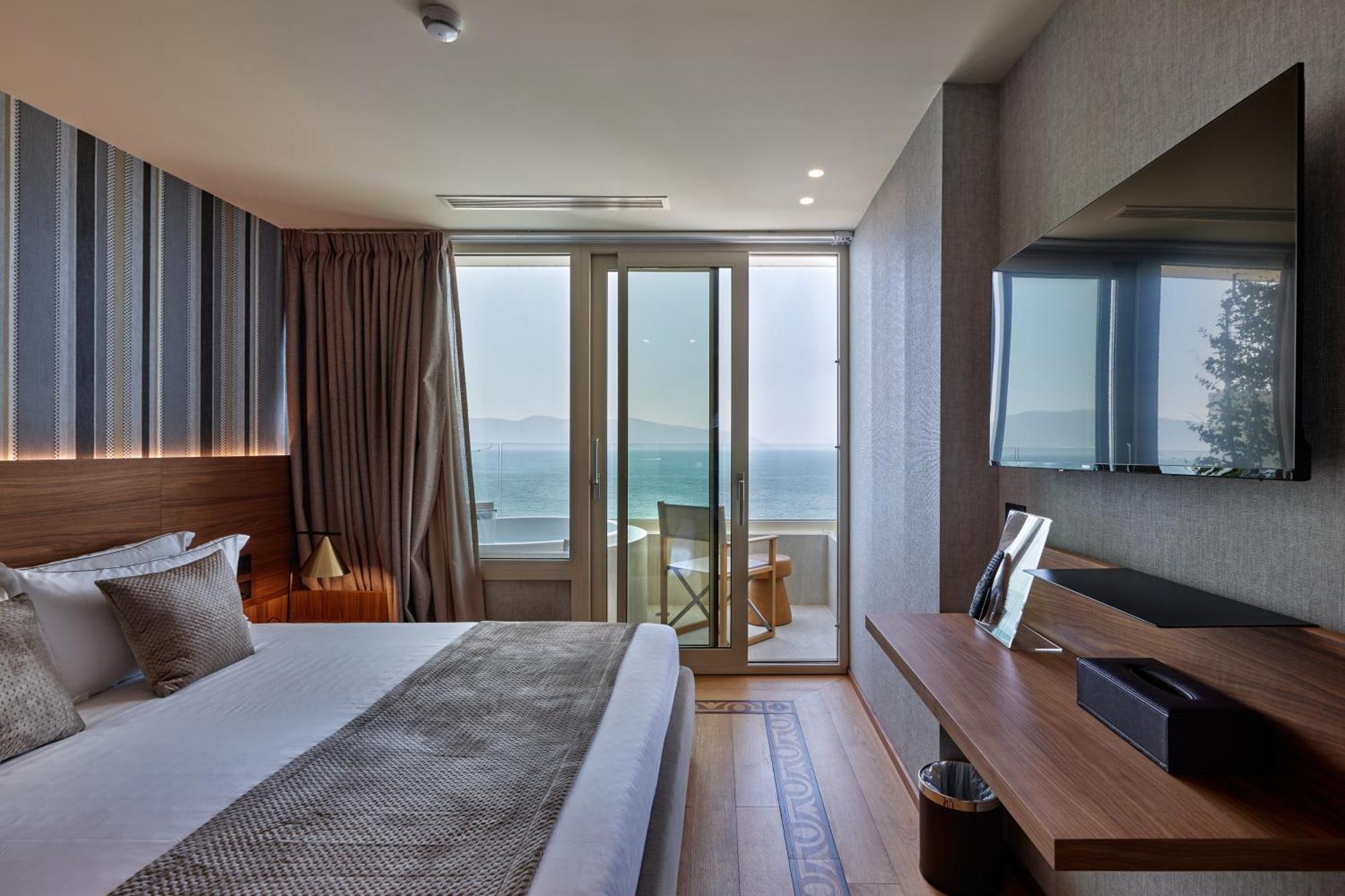 Valis Luxury Hotel Vlore Exterior photo