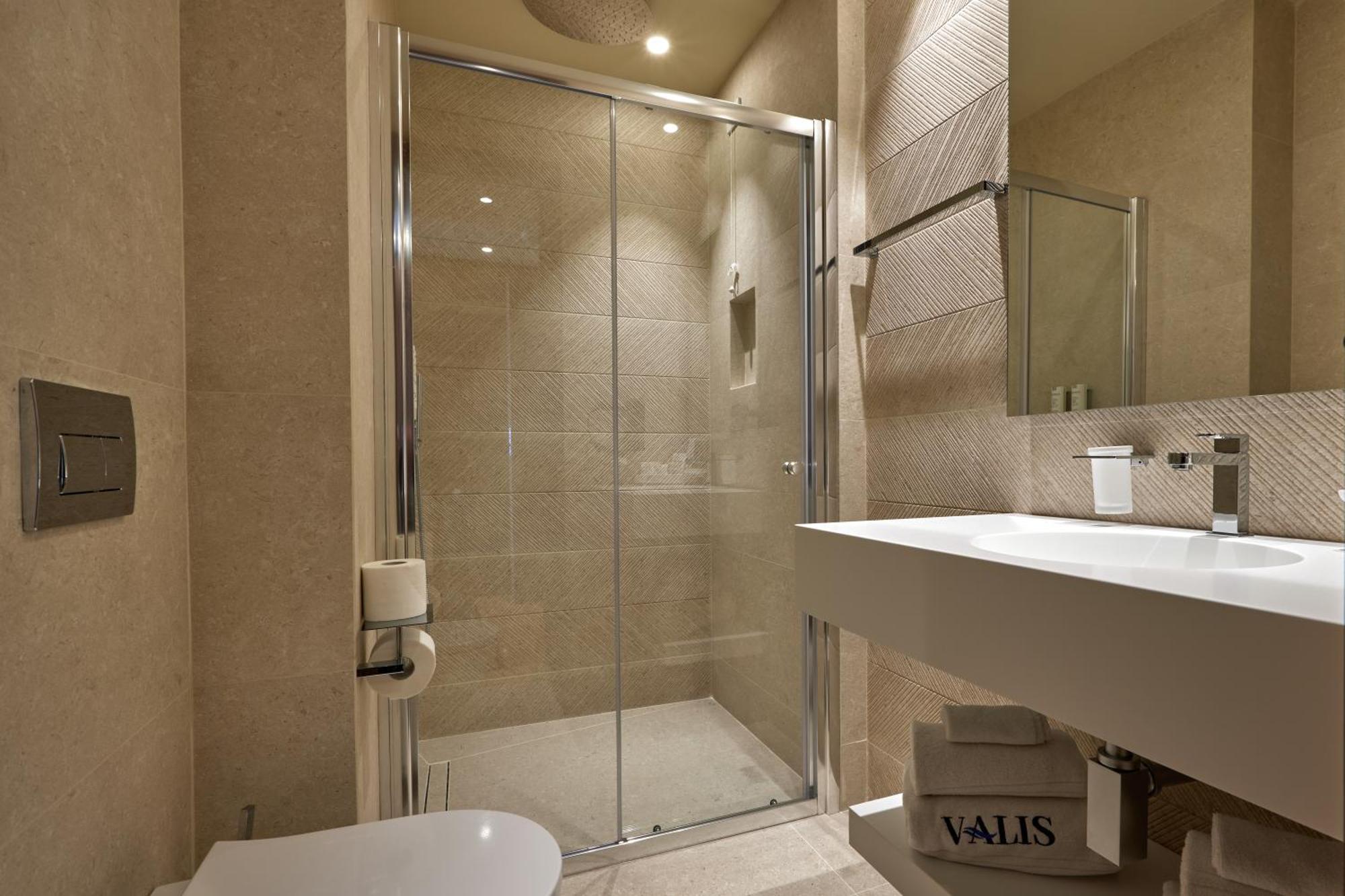 Valis Luxury Hotel Vlore Exterior photo